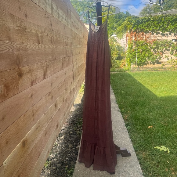 Piplette Beautiful sheer brown detailed maxi dress large - Picture 2 of 9